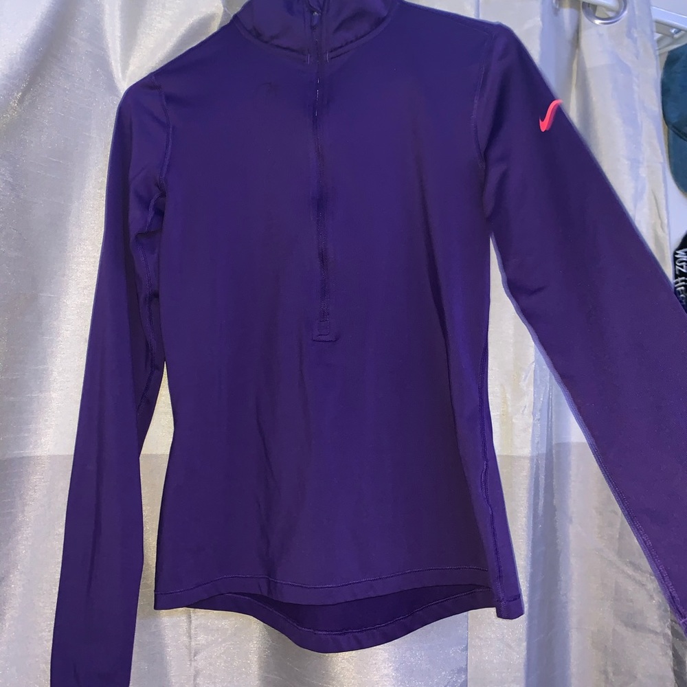 Active Nike Sweater - image 1